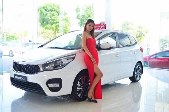 Bán xe Kia Rondo sản xuất năm 2018, xe mới hoàn toàn