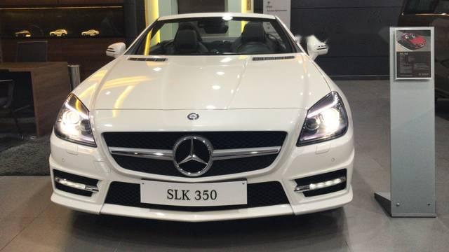 Bán Mercedes SLK 350 đời 2017, màu trắng, nhập khẩu nguyên chiếc