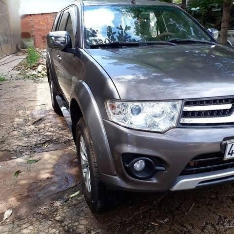 Cần bán Mitsubishi Pajero năm 2014, giá tốt