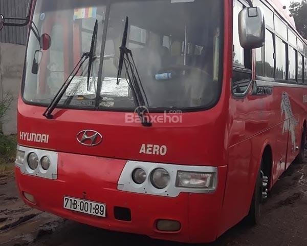 Bán Hyundai Aero Town đời 2002, màu đỏ