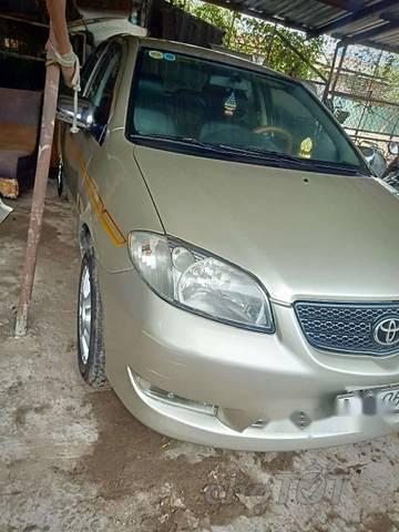 Bán ô tô Toyota Vios sản xuất năm 2005, màu vàng cát