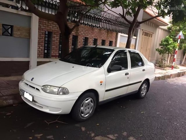 Cần bán lại xe Fiat Siena ELX 1.3 sản xuất năm 2003, màu trắng