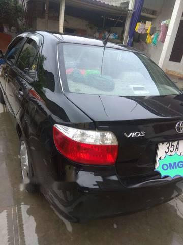 Bán Toyota Vios 2005, màu đen xe gia đình