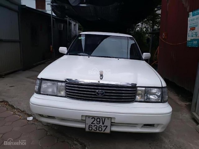 Bán Toyota Crown 2.4 MT sản xuất 1993, màu trắng, xe nhập