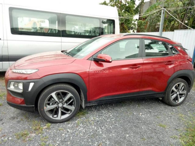 Bán xe Hyundai Kona 1.6 Turbo năm 2018, màu đỏ