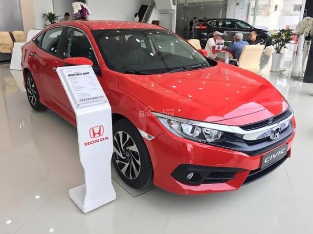Bán Honda Civic 1.8 E sản xuất năm 2018, màu đỏ, nhập khẩu  