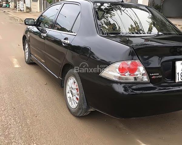 Bán xe Mitsubishi Lancer năm sản xuất 2004, màu đen, nhập khẩu nguyên chiếc, giá chỉ 228 triệu