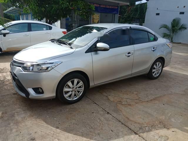 Bán Toyota Vios đời 2017, màu bạc còn mới, 510tr