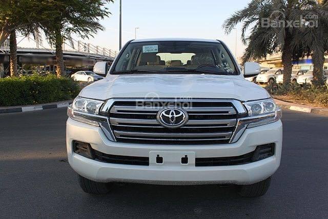 Bán xe Toyota Land Cruiser, sản xuất năm 2018, màu trắng, xe nhập