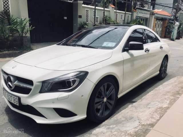 Bán Mercedes CLA 200 sản xuất 2016 đăng ký 2017, xe đẹp, bao test hãng. Tiết kiệm so với xe mới 500 triệu