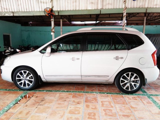 Bán xe Kia Carens đời 2014, màu bạc, 455 triệu. Liên hệ Mr Quang - 0938878099