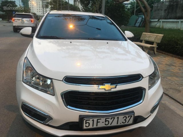 Bán Chevrolet Cruze LTZ 2016 màu trắng, số tự động