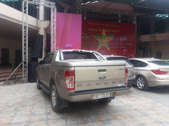 Cần bán xe Ford Ranger XLS 2.2AT sản xuất 2016, màu vàng cát, nhập khẩu nguyên chiếc