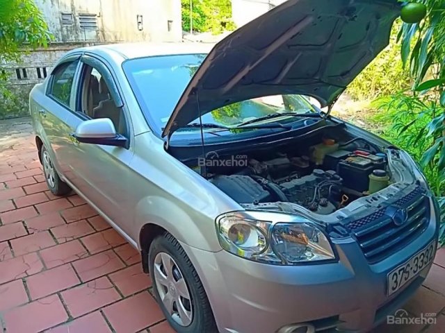 Cần bán xe Daewoo Gentra SX 1.5 MT đời 2009, màu bạc, 215tr