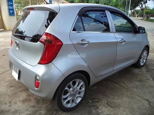 Bán Kia Picanto 1.25 AT năm sản xuất 2013, màu bạc  