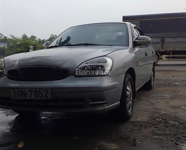 Cần bán Daewoo Nubira II 1.6 năm 2002, màu xám, 75 triệu