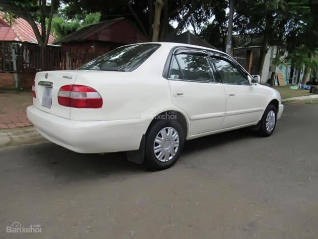 Cần bán Toyota Corolla 1.3 MT đời 2000, màu trắng