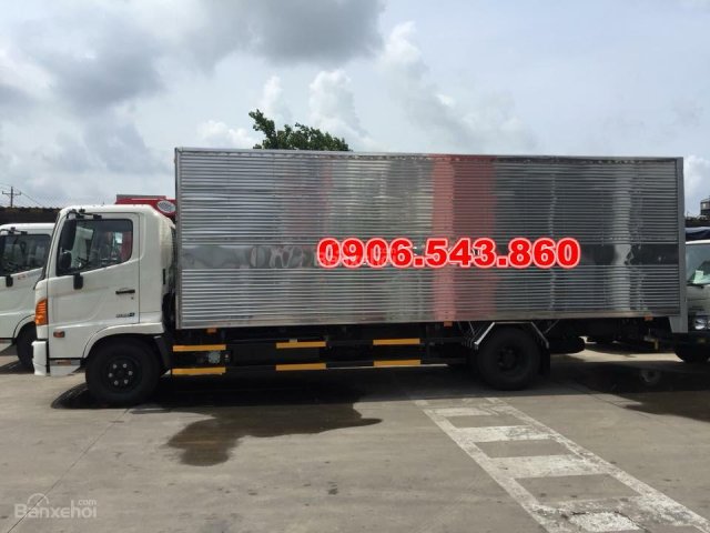 Bán xe Hino FC9JL năm sản xuất 2017, màu trắng