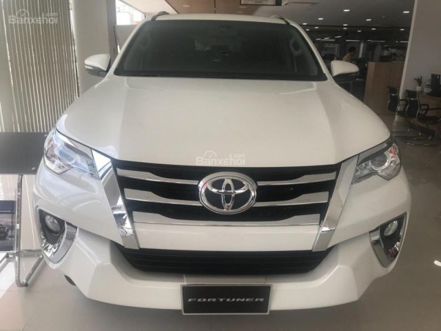 Bán Toyota Fortuner 2.7 V đời 2018, giao sớm, đủ màu, hỗ trợ trả góp 90%