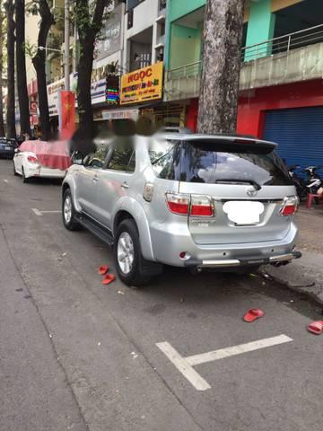 Bán xe Fortuner, 2 cầu, đăng ký T7/2011