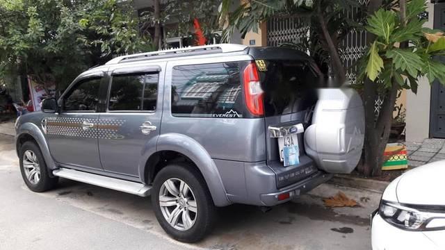 Gia đình cần bán xe Ford Everest sản xuất 2009, đăng ký 2010 form mới