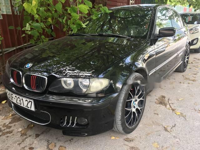 Bán xe BMW 3 Series 318i 2004, màu đen số tự động