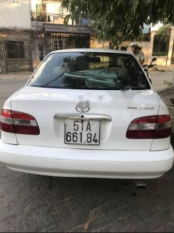 Bán Toyota Corolla năm 2000, màu trắng, giá tốt
