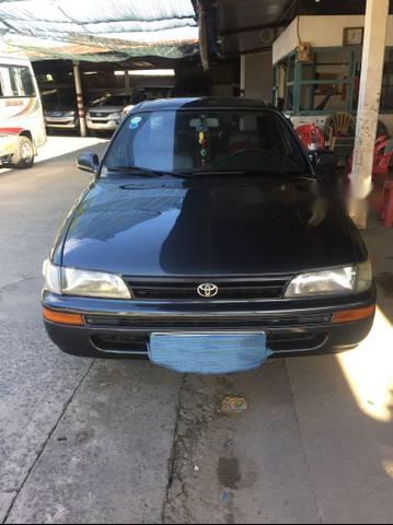 Cần bán Toyota Corolla đời 1997, màu đen