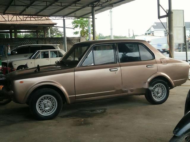 Bán Toyota Corolla năm sản xuất 1980, màu nâu giá cạnh tranh