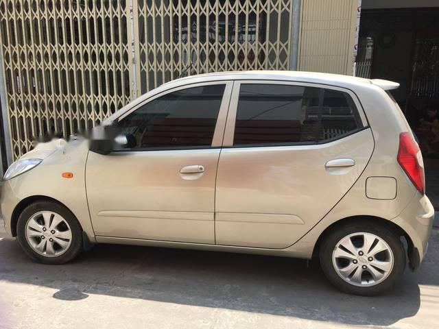 Cần bán gấp Hyundai i10 đời 2011, nhập khẩu nguyên chiếc  