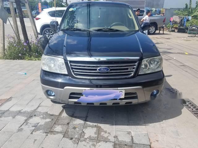 Bán Ford Escape XLT sản xuất năm 2005, màu đen, giá 215tr