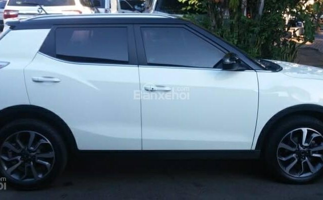 Cần bán gấp xe Tivoli Ssangyong 2017 AT 1.6 full