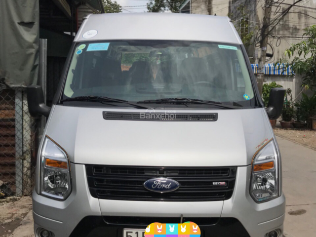 Cần bán xe Ford Transit đời 2016 màu bạc, 640 triệu