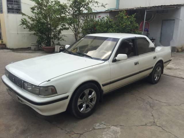 Cần bán gấp Toyota Cressida V6 đời 1990, màu trắng, 108 triệu0