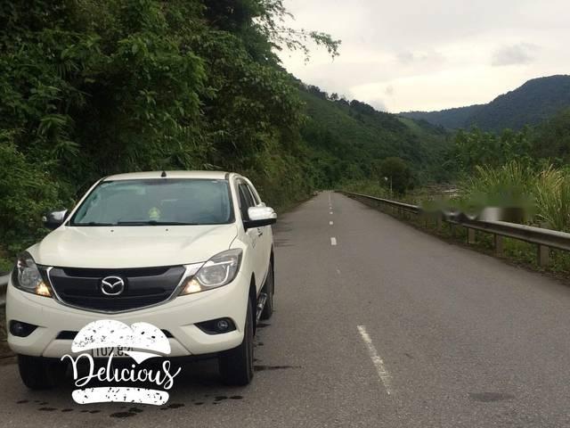 Bán Mazda BT 50 năm sản xuất 2017, màu trắng, 580 triệu