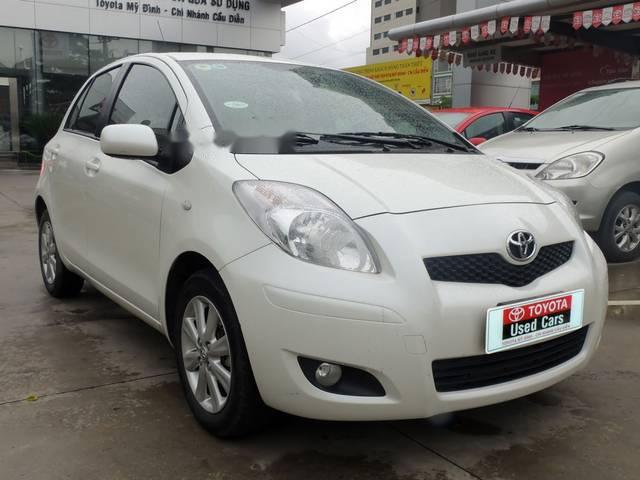 Bán xe Toyota Yaris 1.3 2009, màu trắng, nhập khẩu nguyên chiếc như mới, 395tr