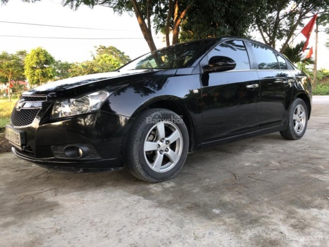 Bán Chevrolet Cruze đời 2011, gốc Hà Nội màu đen, xe tư nhân, xe chất giá rẻ