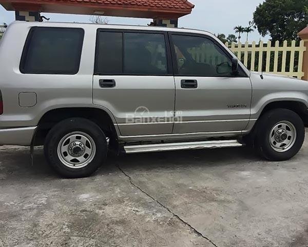 Bán xe Isuzu Trooper SE sản xuất năm 2001, nhập khẩu nguyên chiếc, giá tốt