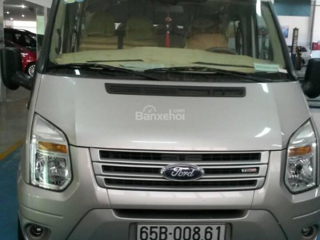 Bán xe Ford Transit 2015, màu bạc