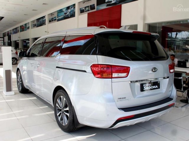 Kia Sedona sở hữu xe chỉ với 330 triệu kèm nhiều ưu đãi hấp dẫn - LH: 0971.002.379