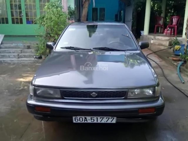 Cần bán Nissan Bluebird SE 2.0 năm sản xuất 1991, nhập khẩu