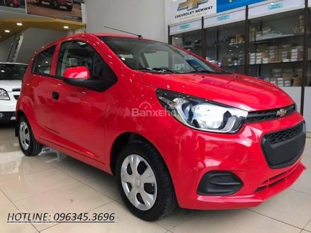 Bán Chevrolet Spark - Chỉ với 50 triệu xe lăn bánh