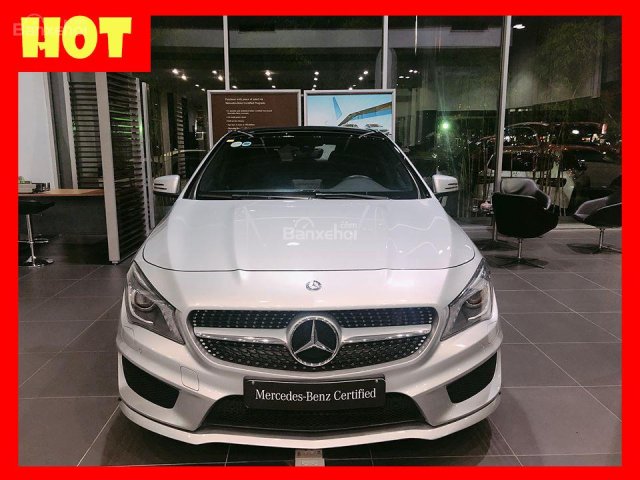 Bán xe Mercedes lăn bánh ít CLA250 4 Matic bạc 2017 chính hãng