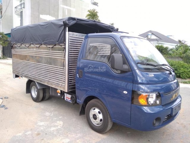 Bán xe tải JAC X150 thùng bạt, xe tải công nghệ Isuzu giá rẻ