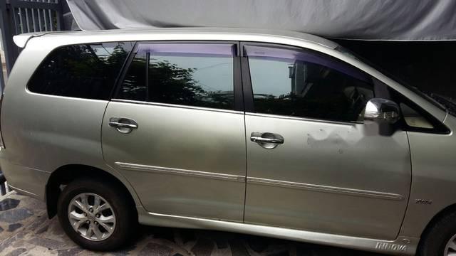 Bán Toyota Innova năm 2007 xe gia đình