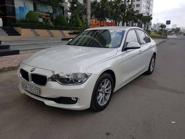 Bán BMW 3 Series 320i đời 2013, màu trắng