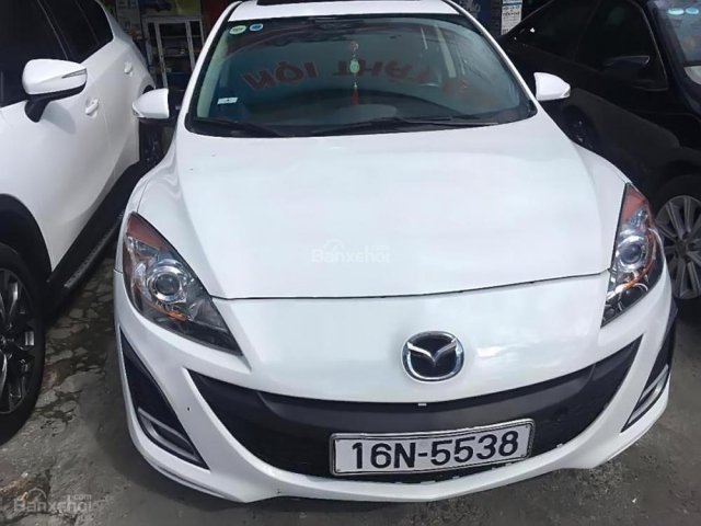 Bán Mazda 3 1.6AT đời 2010, màu trắng, xe đẹp phong cách trẻ trung, tiết kiệm nhiên liệu