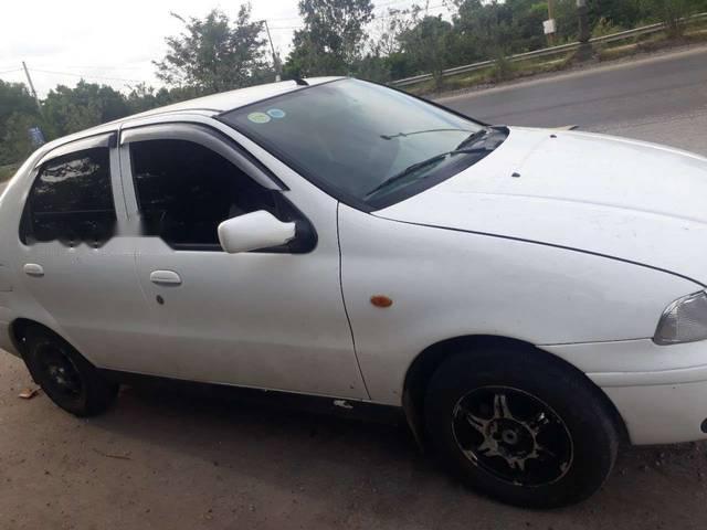 Bán xe Chevrolet Cavalier đời 2004, màu trắng, giá tốt