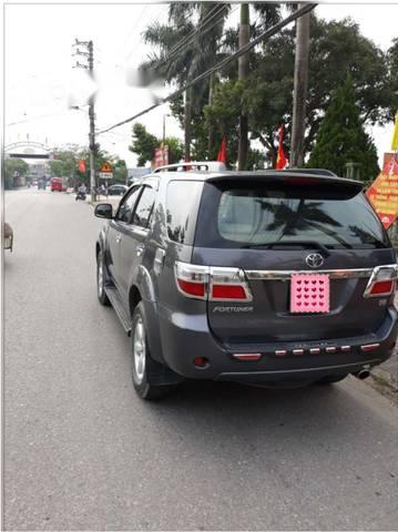 Bán Toyota Fortuner năm 2009, màu xám, giá 615tr0