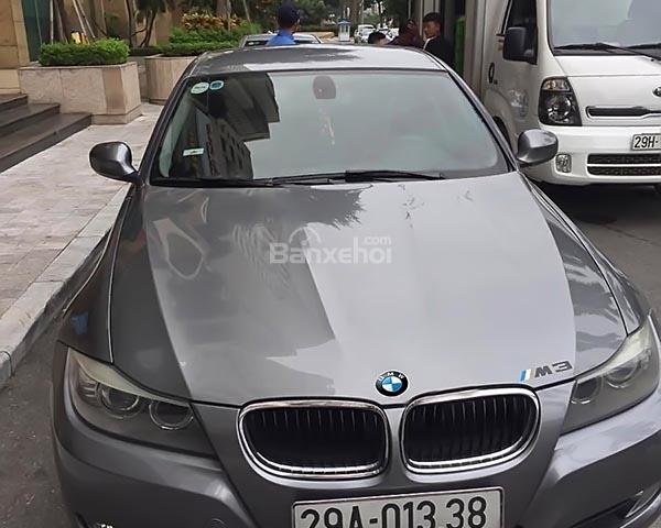 Chính chủ bán BMW 3 Series 320i SX 2011, màu xám, xe nhập